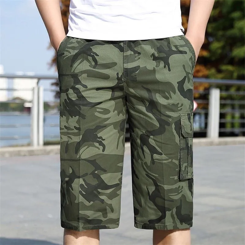 Men Casual Camouflage Print Cargo Multi-Pocket Loose Fit Shorts