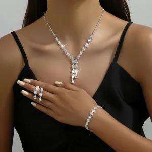 Women Fashion Rhinestone Jewelry Set Sweet Fresh Claw Chain Copper