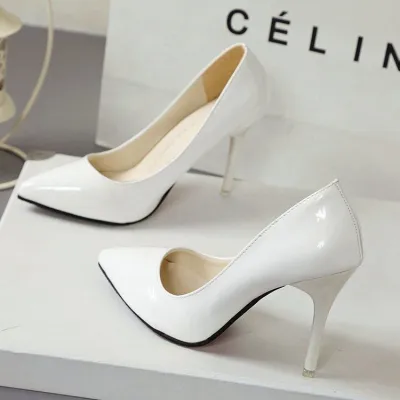 Women's Sexy Patent Leather Glossy Pointed Toe Plus Size Slip On Pumps