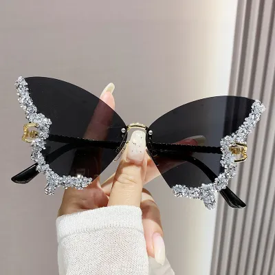 Women Fashion Exaggerated Butterfly Frameless Sunglasses
