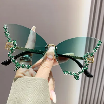 Women Fashion Exaggerated Butterfly Frameless Sunglasses
