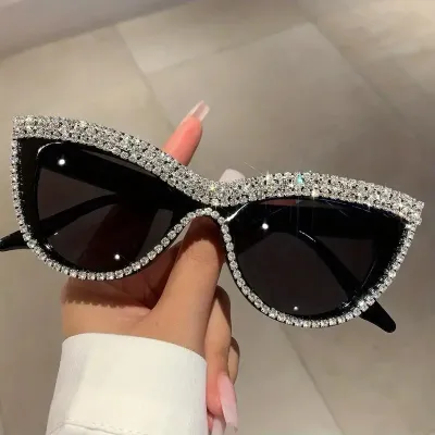 Women Fashion Simple Pearl Rhinestone Decorative Cat Eye Sunglasses