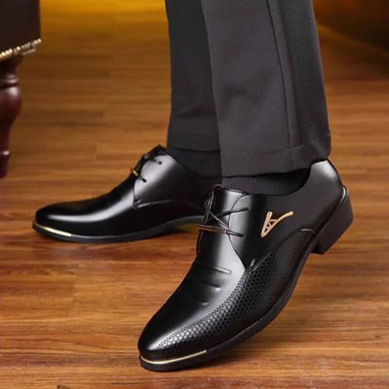 Men Fashion Business British Style Pointed-Toe Lace-Up Leather Shoes