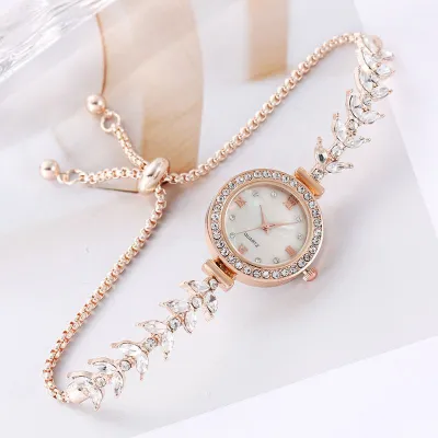 Women's Fashion Round Roman Numerals Rhinestone Dial Mermaid Pull-Out Bracelet Watch