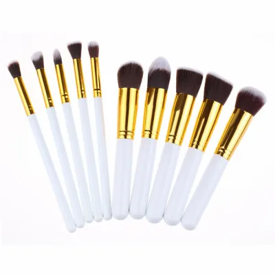 10Pcs Portable Wooden Handle Makeup Brush Set with Man-Made Fiber Bristles