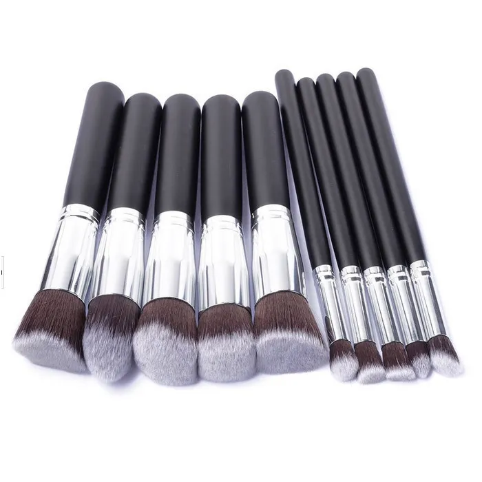 10Pcs Portable Wooden Handle Makeup Brush Set with Man-Made Fiber Bristles