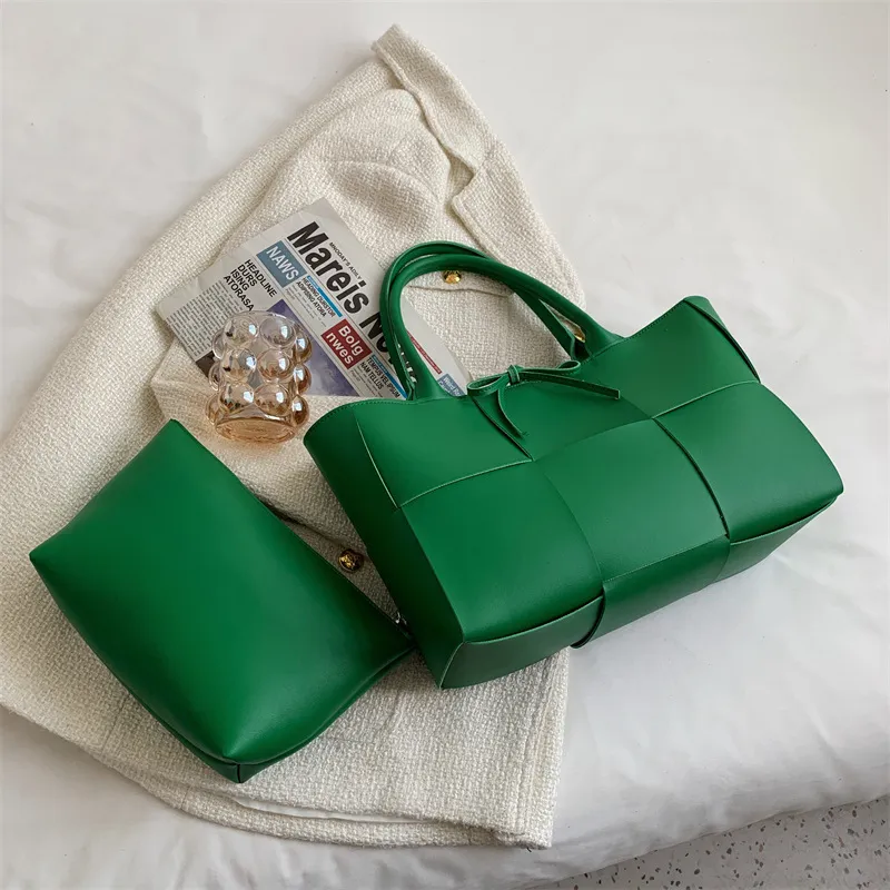 Fashion Solid Color Large Capacity Woven PU Tote Bag