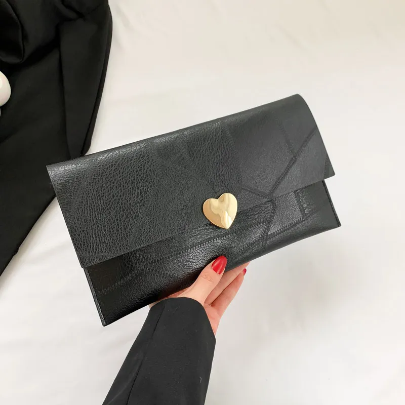 Women Fashion Rectangular Heart-Shaped Flap PU Purses Large Capacity