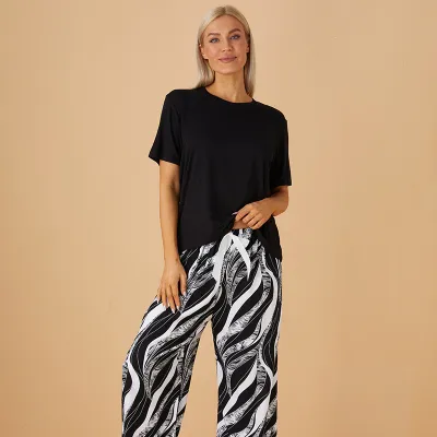 Women Casual Short Sleeve Top And Pants Pajamas Set