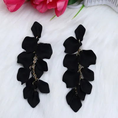 Bohemian Style Personalized Acrylic Tassel Petal Earrings Geometric Fashion Commuter
