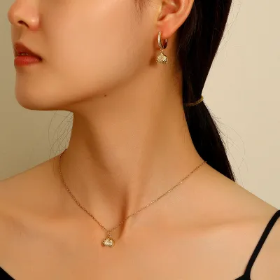 Women Fashion Devil's Eye Titanium Steel Necklace Earrings Set
