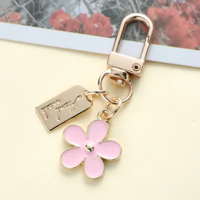 Women Fashion Metal Daisy Floral Key Chain Pendant