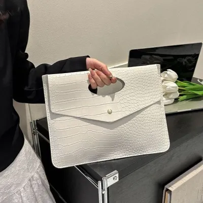 Monederos rectangulares con solapa de PU de gran capacidad y sencillos a la moda para mujer