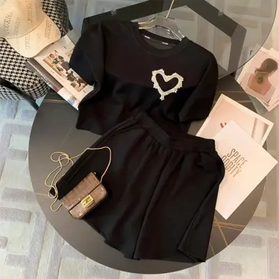 Women Casual Heart-Shaped Rhinestone Decorative Round Neck Short Sleeve Top Shorts Two-Piece Set