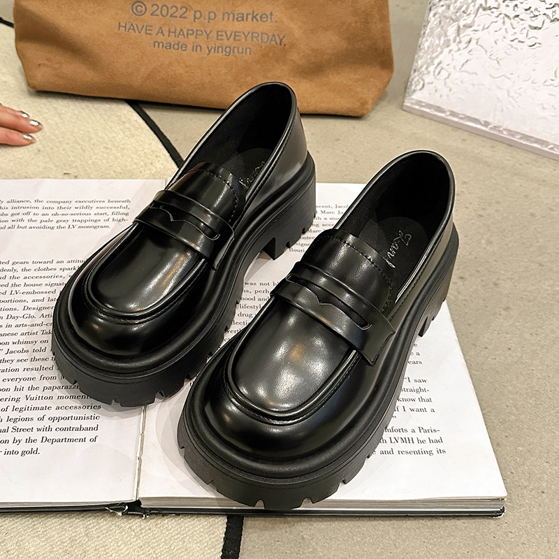 Wholesale Women Fashion Retro British Style Thick-Soled