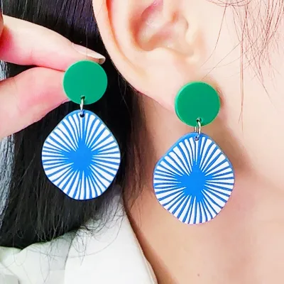Distinctive Geometric Acrylic Print Earrings