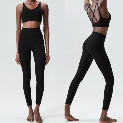 Women's Solid Color Nylon Yoga Bra and Leggings Sport Set