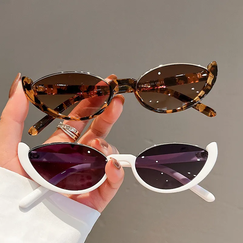 Women Fashion Simple Cat's Eye Sunglasses PC Frame