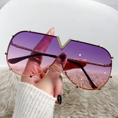 Women's Fashion Metal Frame Oval Box Sunglasses with AC Lens