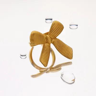 Women's Bow Geometric Titanium Steel Fashion Ring