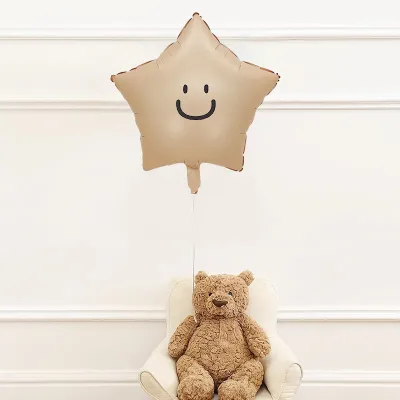 18 Inch Smiley Face Heart-Shaped Balloon Holiday Party Photo Props Scene Decorations