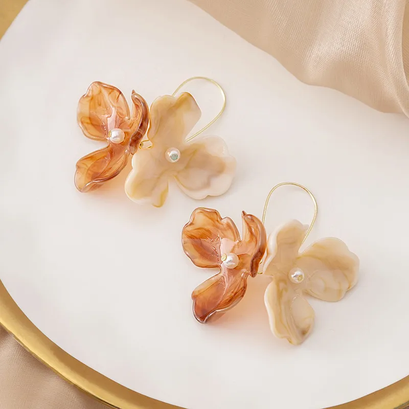 Maillard Vintage Flower Pearl Earrings