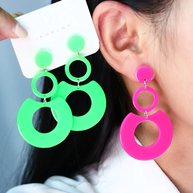 Fashion Round Stitching Hollow Acrylic Geometric Personality Earrings