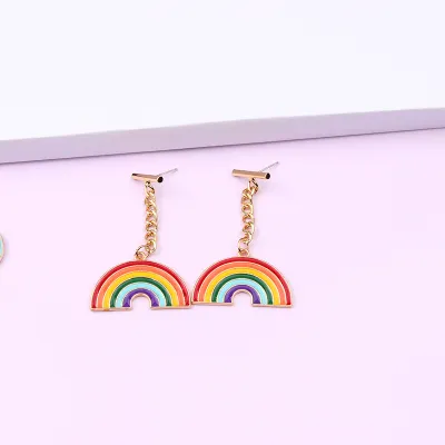 Fashion Rainbow Heart Simple Geometric Alloy Earrings