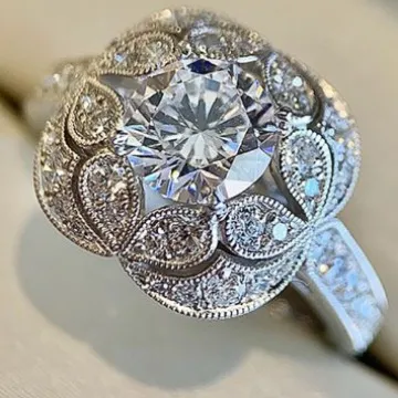 Women Fashion Exaggerated Round Floral Rhinestone Alloy Ring