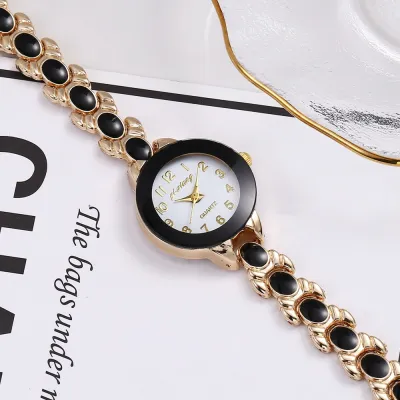 Women's Fashion Cat Eye Drop Glue Quartz Digital Bracelet Watch with Alloy Strap