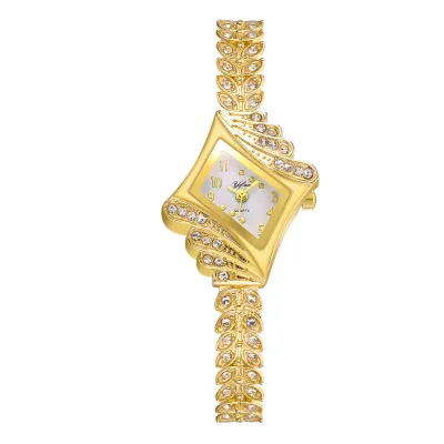Women Fashion Diamond Quartz Rhombus Dial Bracelet Watch Alloy Rose Gold