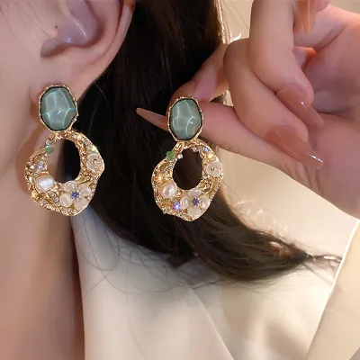 Pearl Floral Exaggerated Women Vintage Gemstone Earrings
