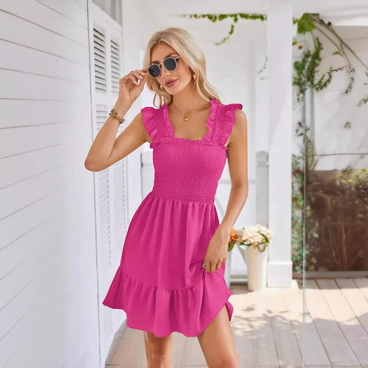 Women Casual Solid Color Sleeveless Square Neck Pleated Backless Dress