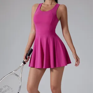 Vestido deportivo de tenis para mujer de color liso con tejido Cloud Sense de nailon.