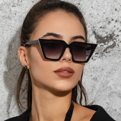 Women Fashion Gradient Metal Sunglasses