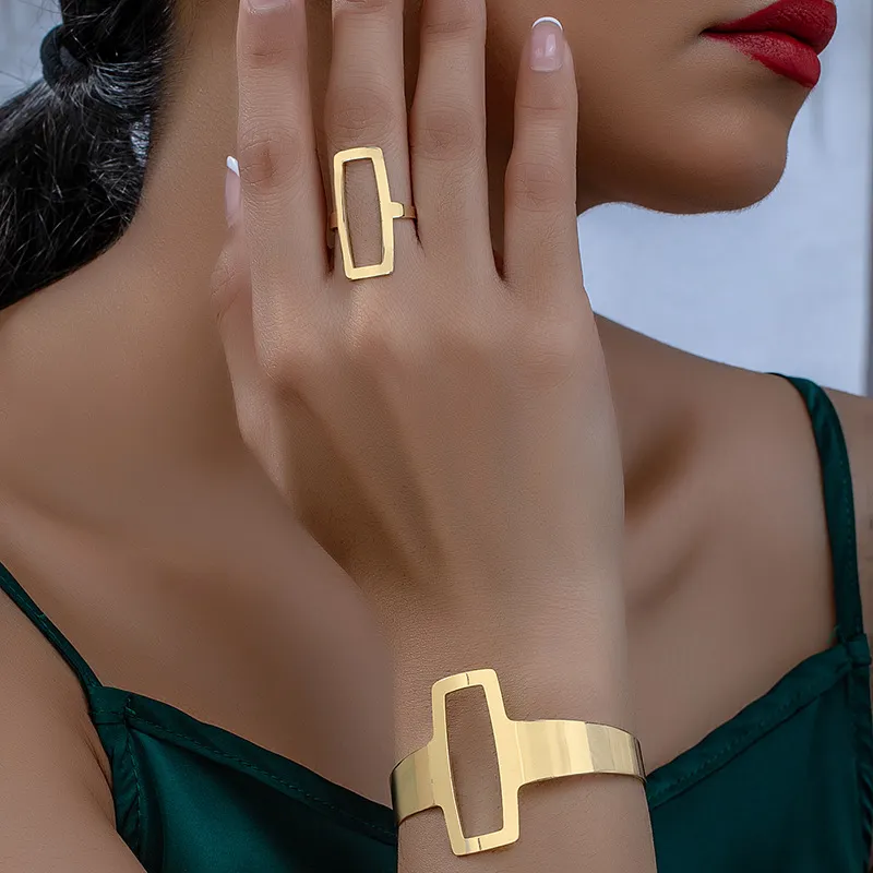 Women Fashion Retro Geometric Hollow Bracelet Ring Set