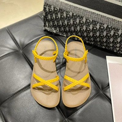 Women's Casual Plus Size Cross-Woven Round Toe Flat Sandals