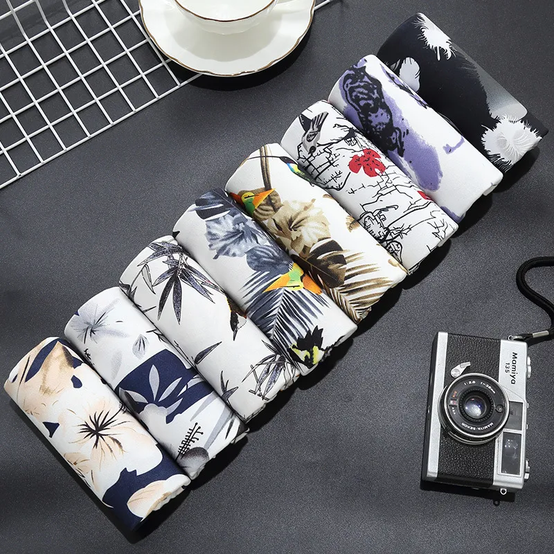 Men Casual Tiny Flower Print Mid Waist Boxer Pants
