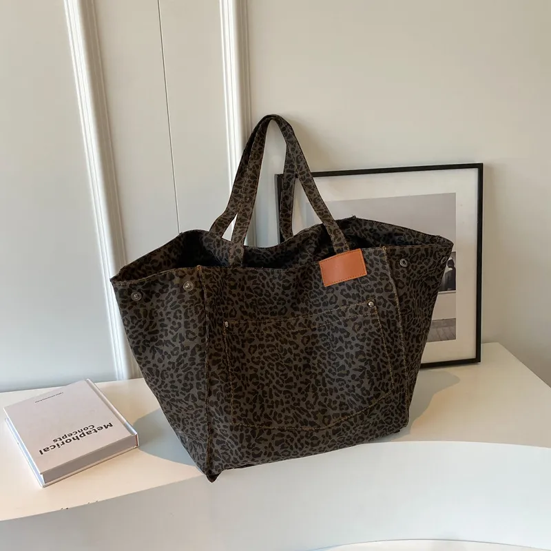 Women Leopard Printed Canvas Tote Bag with Large Capacity
