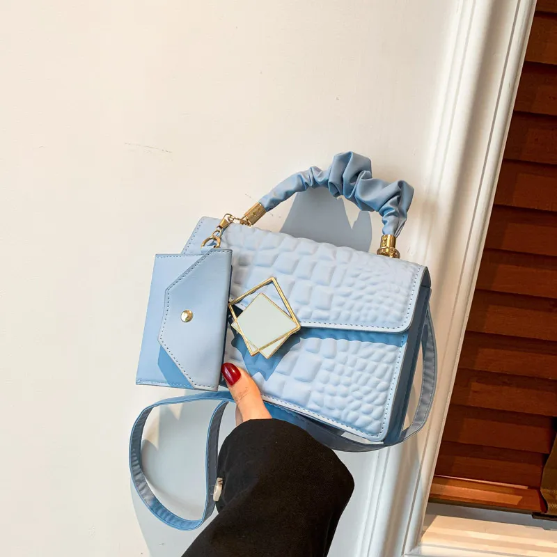 Fashion Solid Color Crocodile Embossed PU Shoulder Bag For Women