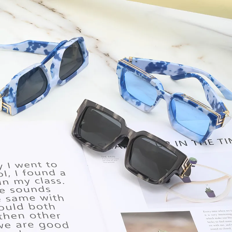 Women Fashionable Simple Square Frame Leopard-Print Nail Sunglasses