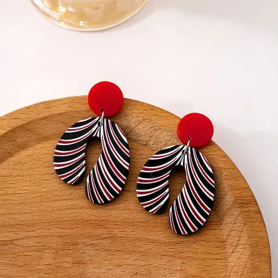 Simple Irregular Acrylic Earrings Fresh Sweet Geometric
