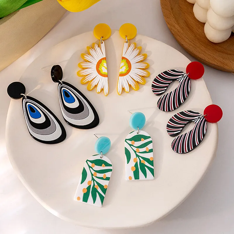 Simple Irregular Acrylic Earrings Fresh Sweet Geometric