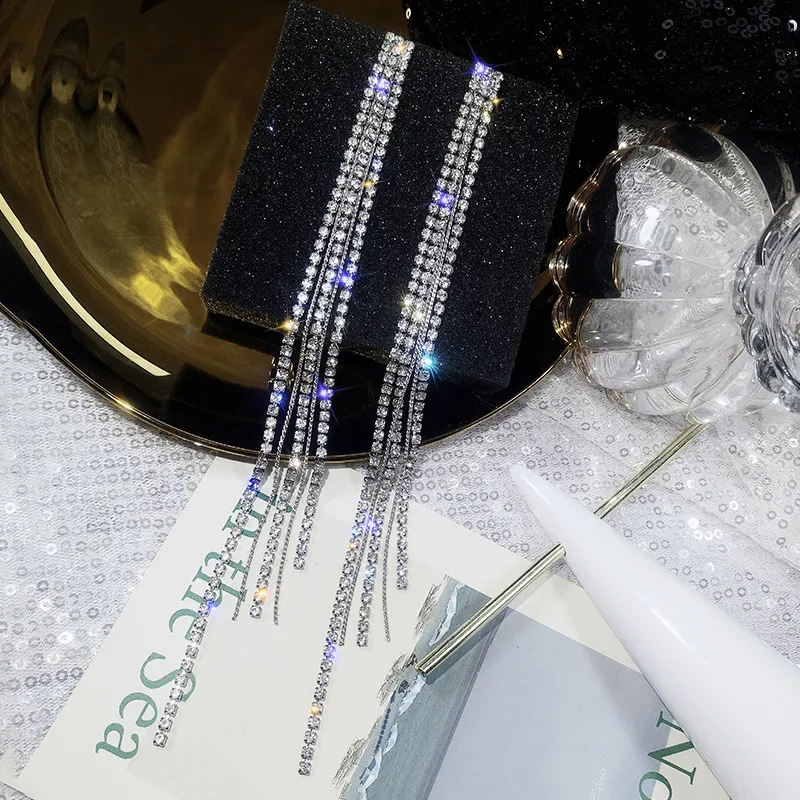 Fashion Rhinestone Tassel Earrings