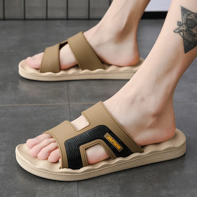 Men Fashion Leisure Holiday Beach Flat Thick-Soled Slippers