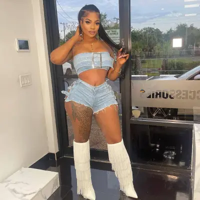Women Fashion Sexy Belt Buckle Hot Drilling Strapless Denim Top Shorts Two-Piece Set