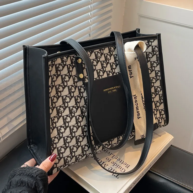 Women Fashion Printed Large Capacity Square PU Tote Bag Shoulder Bag