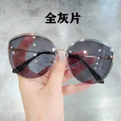 Women Fashion Frameless Cut-Edge Heart Sunglasses