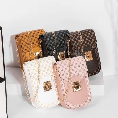 Women Fashion Flip Lock Rectangular Chain Crossbody Bag