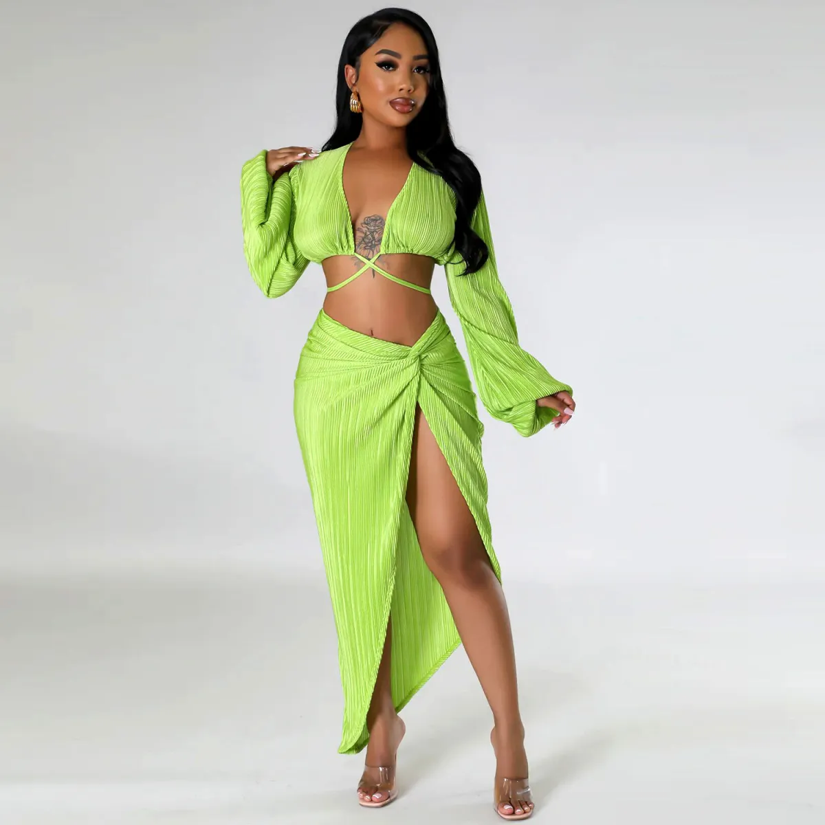 Women's Crinkled Cloth Long Sleeve Top and Skirt Two-Piece Set